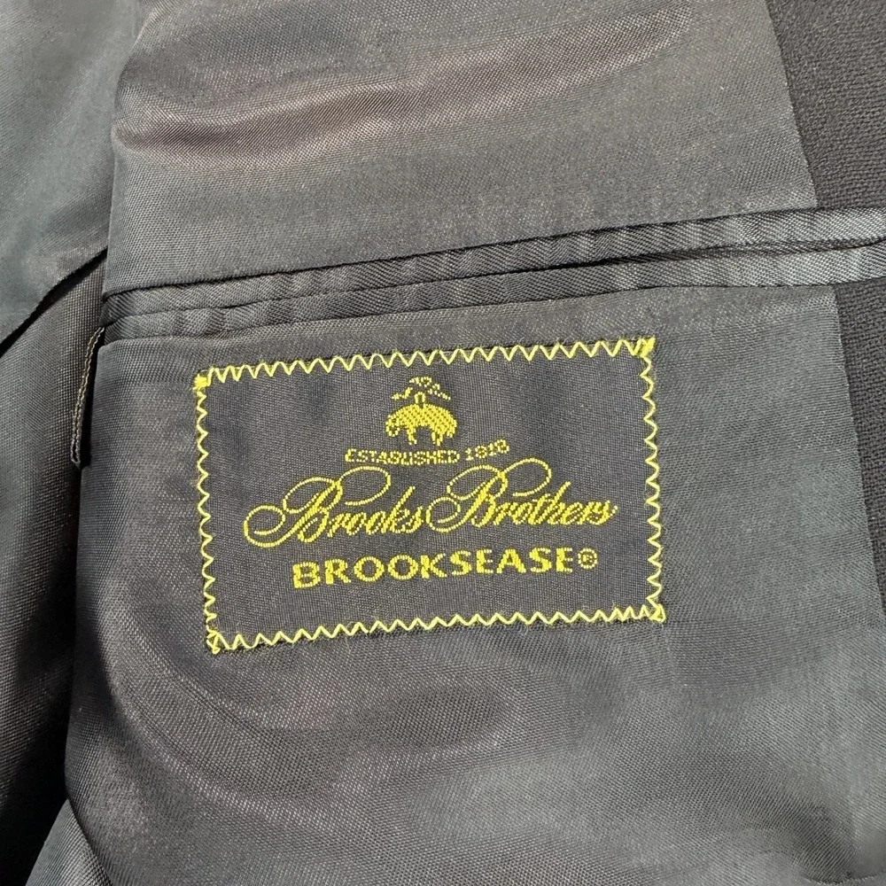 Vintage Brooks Brothers Brooksease Navy Hopsack Gold Button Blazer 44L Made USA